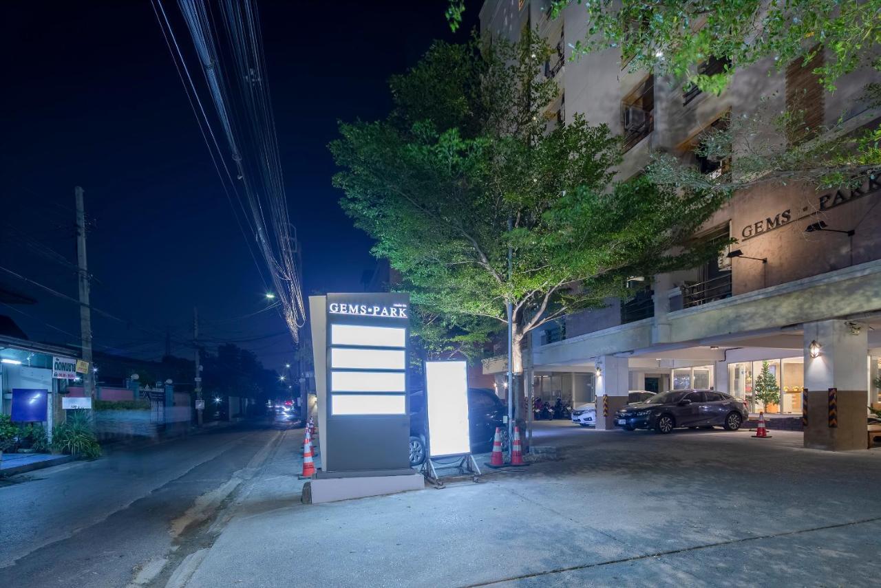 Gems Park Don Mueang Airport And Bts Hotel Bangkok Kültér fotó