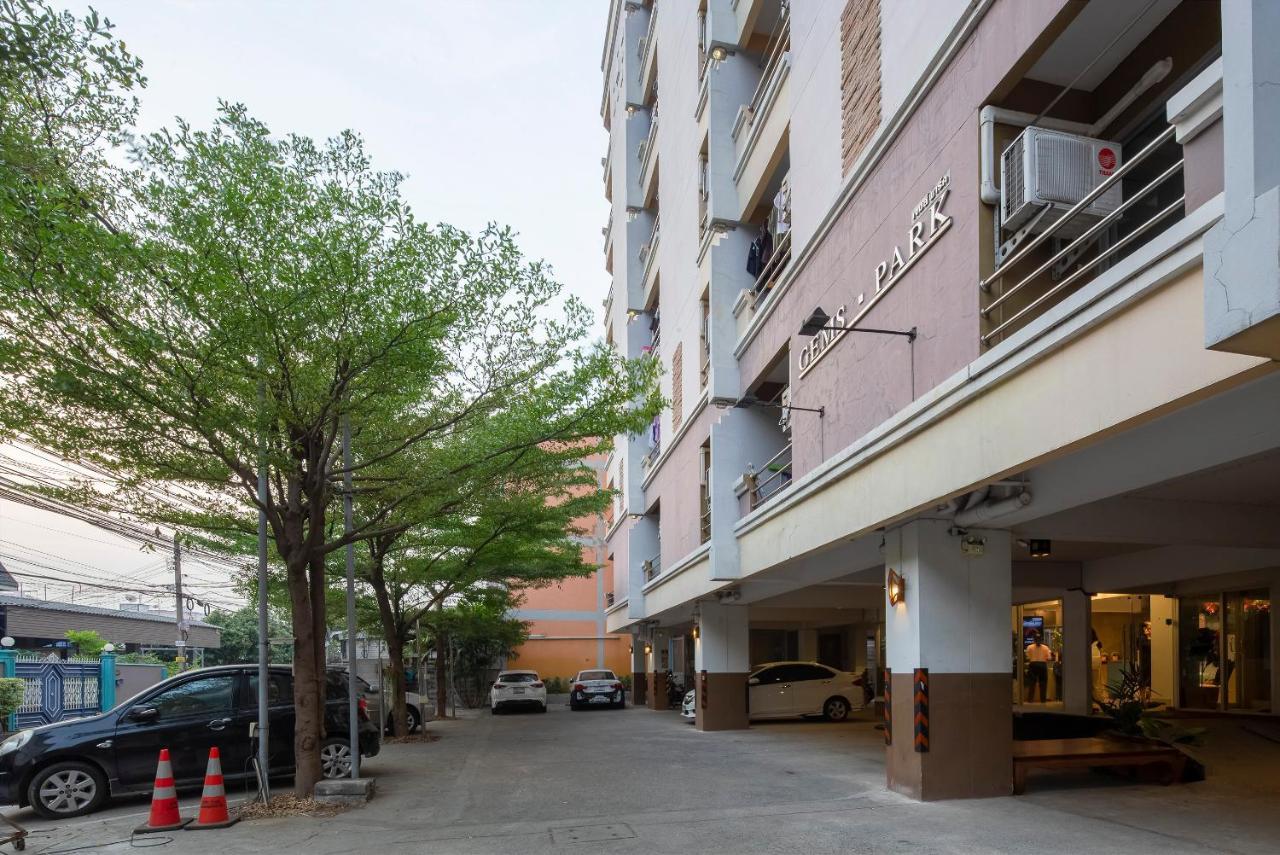 Gems Park Don Mueang Airport And Bts Hotel Bangkok Kültér fotó
